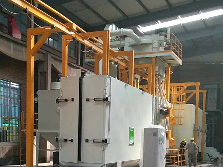 Проходная крюковая дробеметная установка HQAMUR для поточного производства